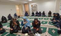 برگزاری مراسم زیارت عاشورا با حضور کارکنان و همراهان بیماران